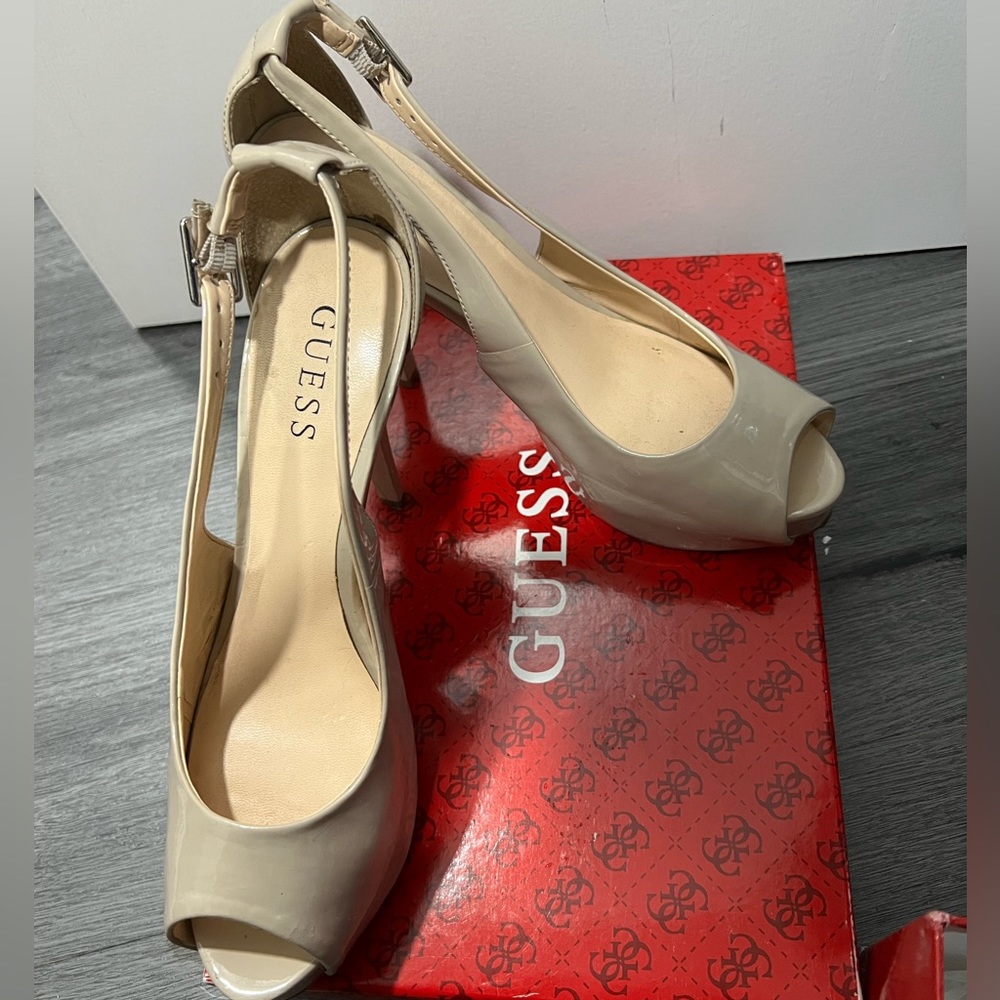 Guess Beige Platform Heels 8M US Open Toe Sling Back Patent Leather Pumps Shoes